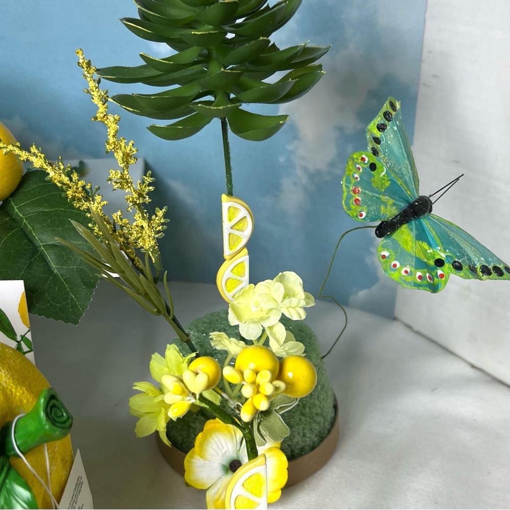 LEMON DROP LANE MINI FAIRY GARDEN SET - Picture 15 of 16